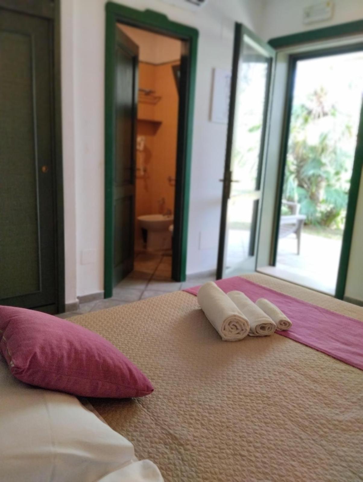Valle Di Mare Country Resort Fontane Bianche Exterior photo